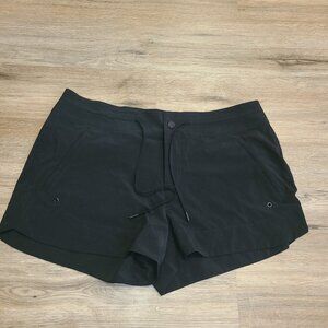 Athleta size 12 black Shorts Hiking Casual Pockets Chino Drawstring 3"